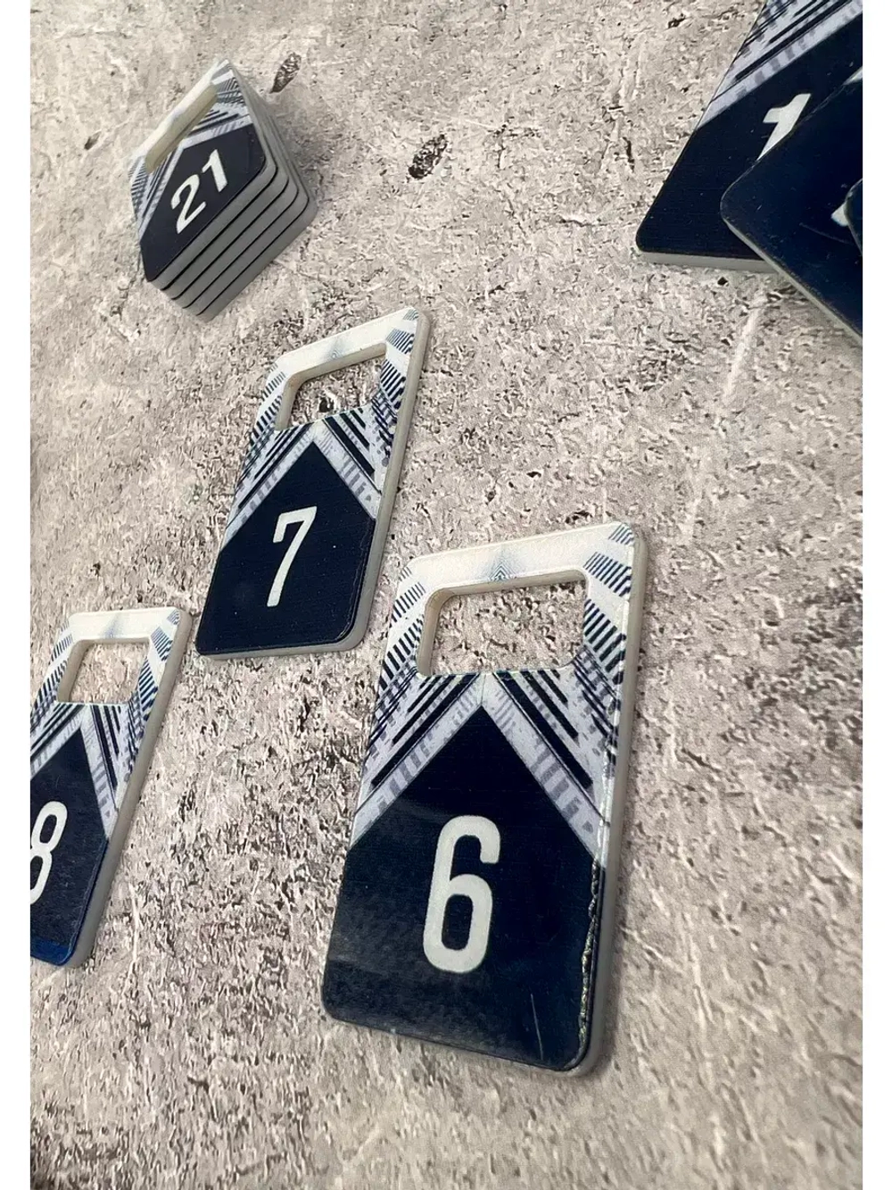 Номерки для ключей акрил 3х5 см