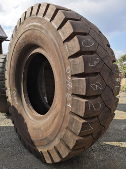 33.00R51 Bridgestone VRDP шина б/у