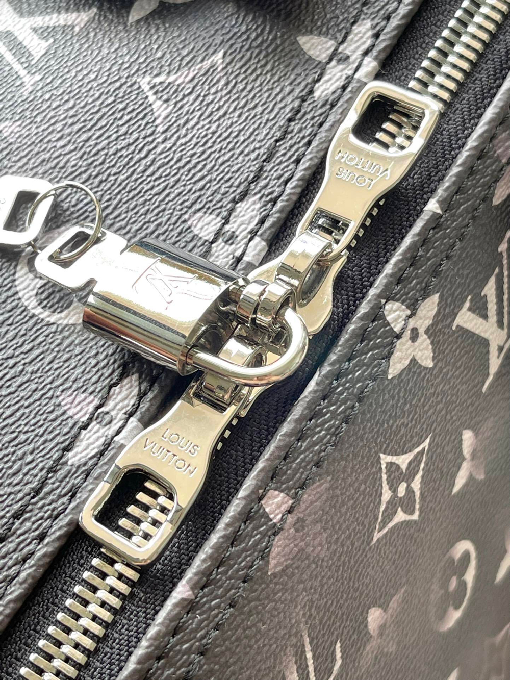 Louis Vuitton Keepall Bandouliere 50