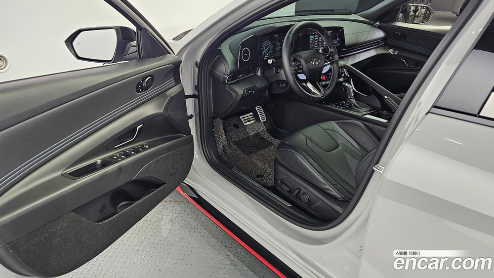 Hyundai Avante (CN7) 2.0 N (12.2022)