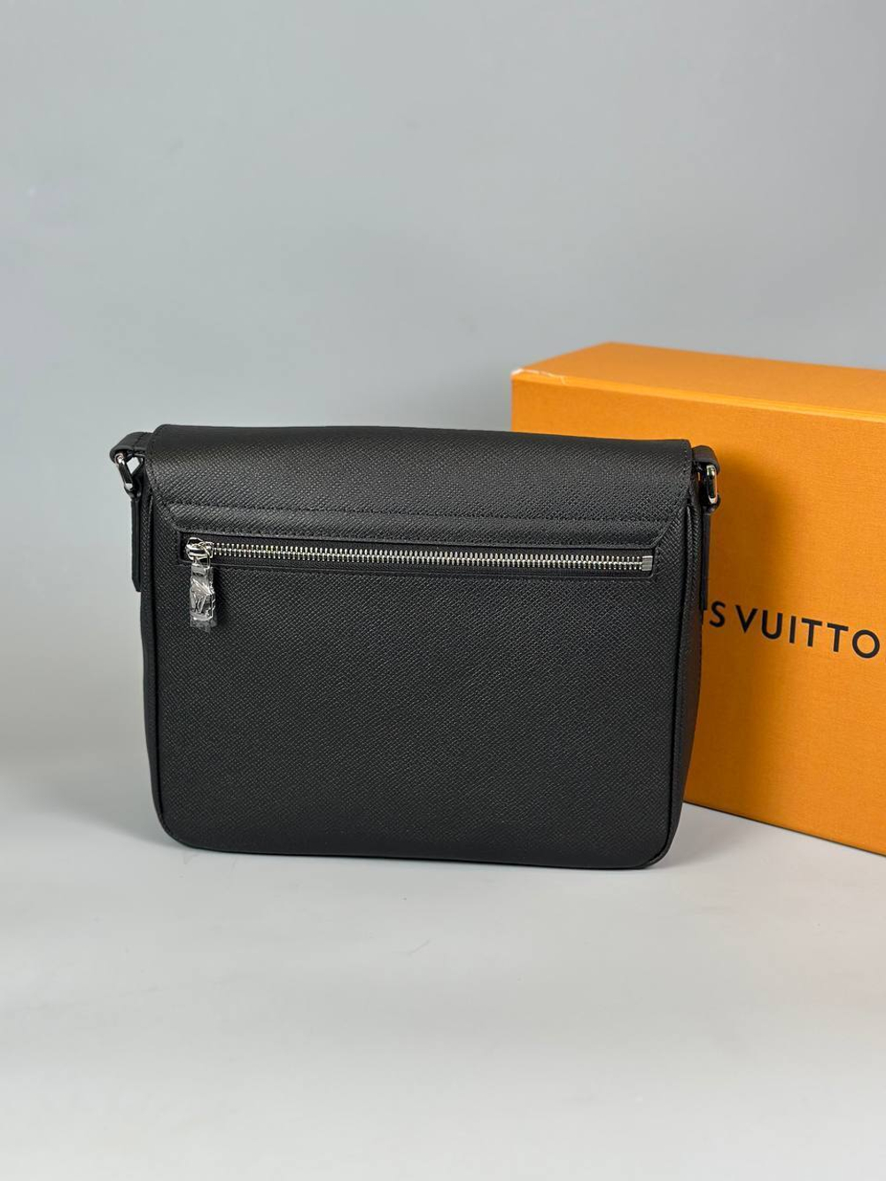 Сумка-мессенджер Louis Vuitton, арт. 477747777
