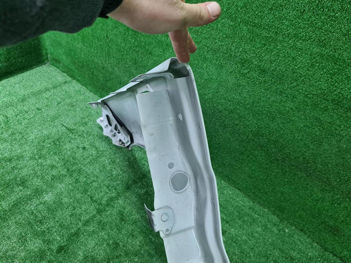 Крыло переднее правое Range Rover Sport 2 L494 (2013-2017)