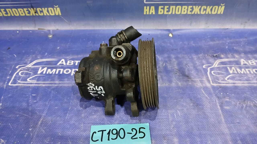 Насос ГУР TOYOTA CORONA 1995