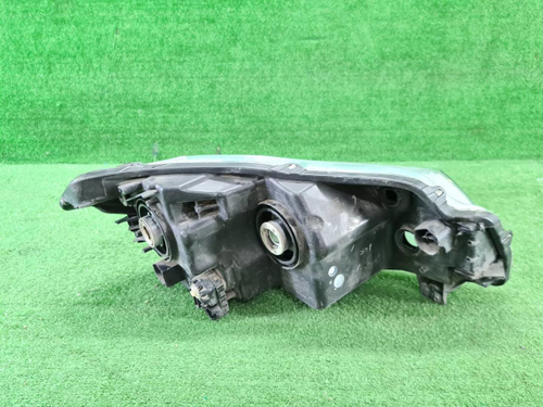 Битая Фара левая Suzuki Vitara 2 (2014-2019) галоген