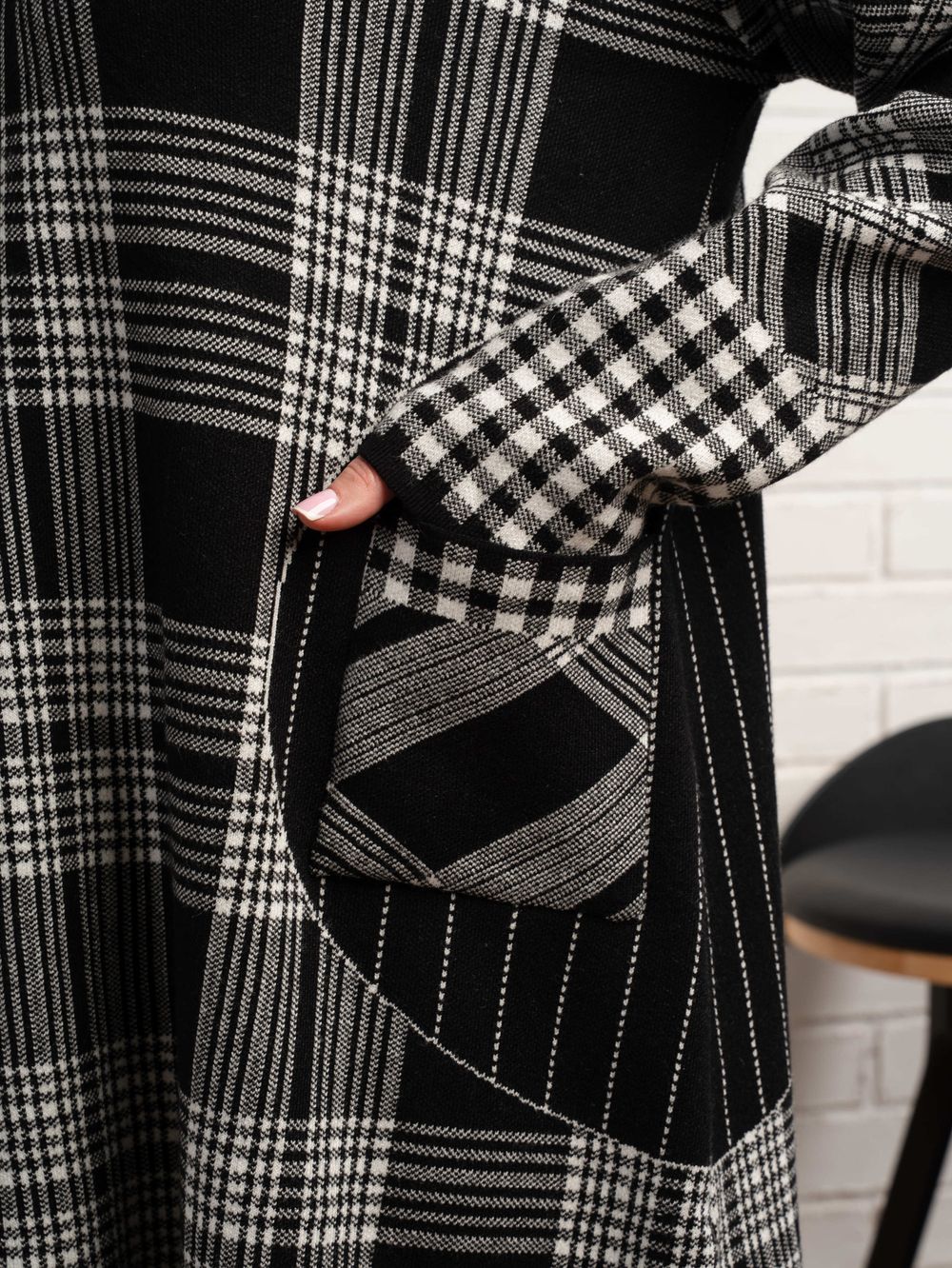 Платье Добринка (черно-белое) П15106-18М LT Collection