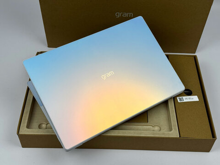 Ноутбук LG Gram Intel Core i7-1360P 16GB 512GB 2.8K 90Hz OLED Win11 Ru-En клавиатура