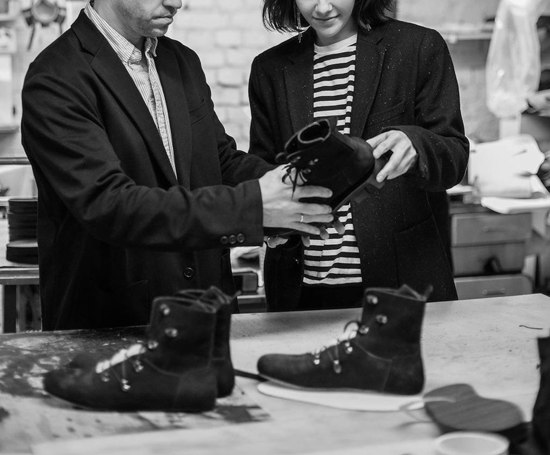 Профессиональный уход и ремонт от создателей вашей обуви