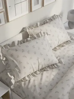 Декоративная наволочка с рюшами, оборками "Фландр" 40х60 см, 1 шт, без молнии