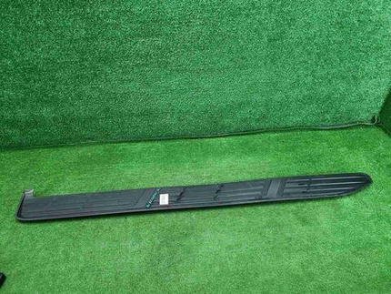 Накладка подножки правая Toyota LC Prado 150 09-24