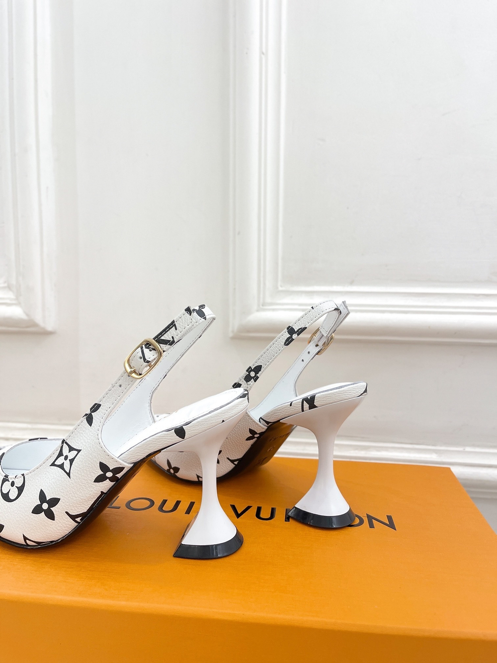 Louis Vuitton Slingback Pump