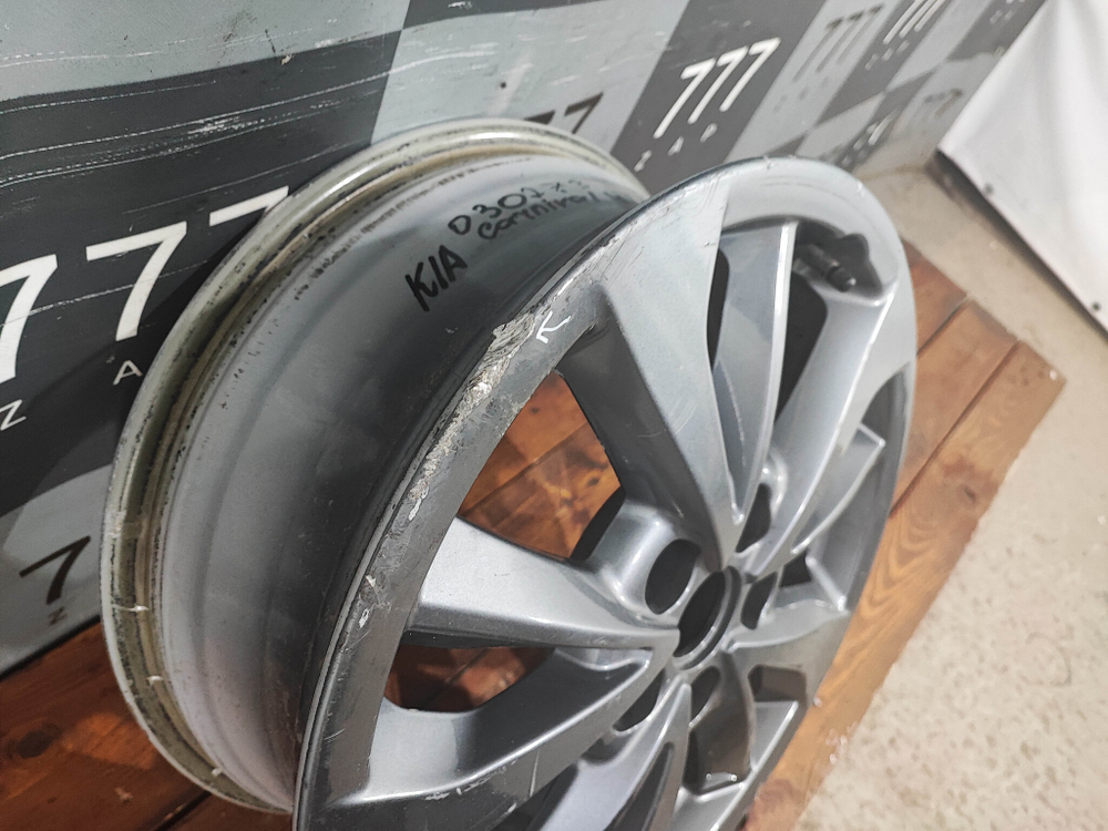 Диск колесный литой R17 Kia Carnival 4 (KA4) 20-нв Б/У Оригинал 52910R0120