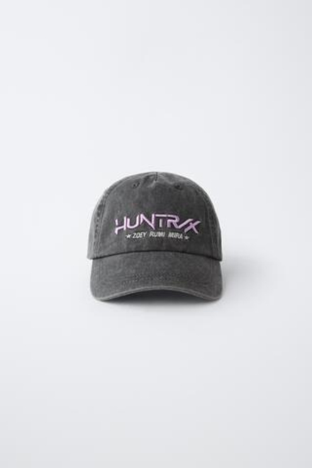 ZARA КЕПКА С ЭФФЕКТОМ ПОТЕРТОСТИ KPOP DEMON HUNTERS™ NETFLIX ©, АНТРАЦИТОВО-СЕРЫЙ