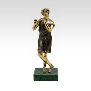 Скульптура "Мальчик с флейтой" (на камне)