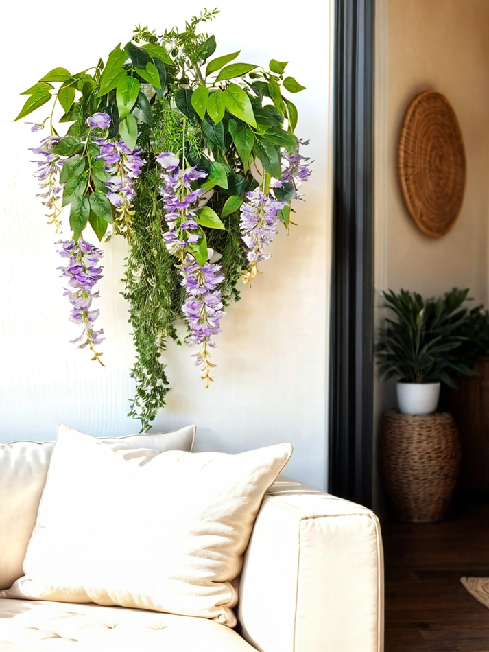 Искусственные цветы Акация бело-фиолетовая в настенном белом кашпо