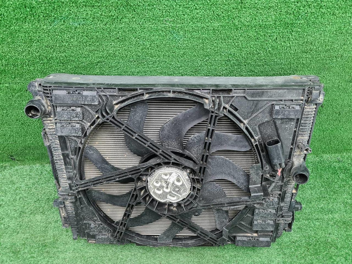 Кассета радиаторов BMW 3er G20 (2018-н.в.)