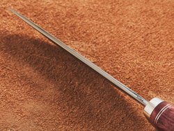 Якутский нож "Амга", сталь Х12МФ, рукоять гранатовая стабилизированная карельская береза / рисунок