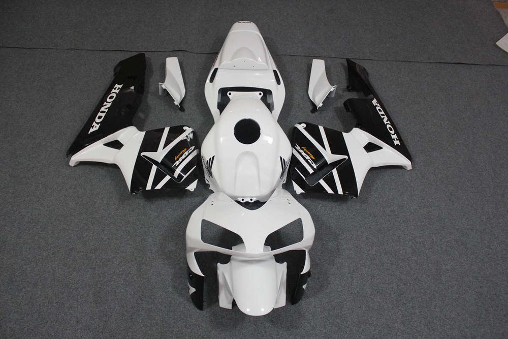 Комплект пластика для мотоцикла Honda CBR 600 RR 03-04 Бело-Черный Заводской