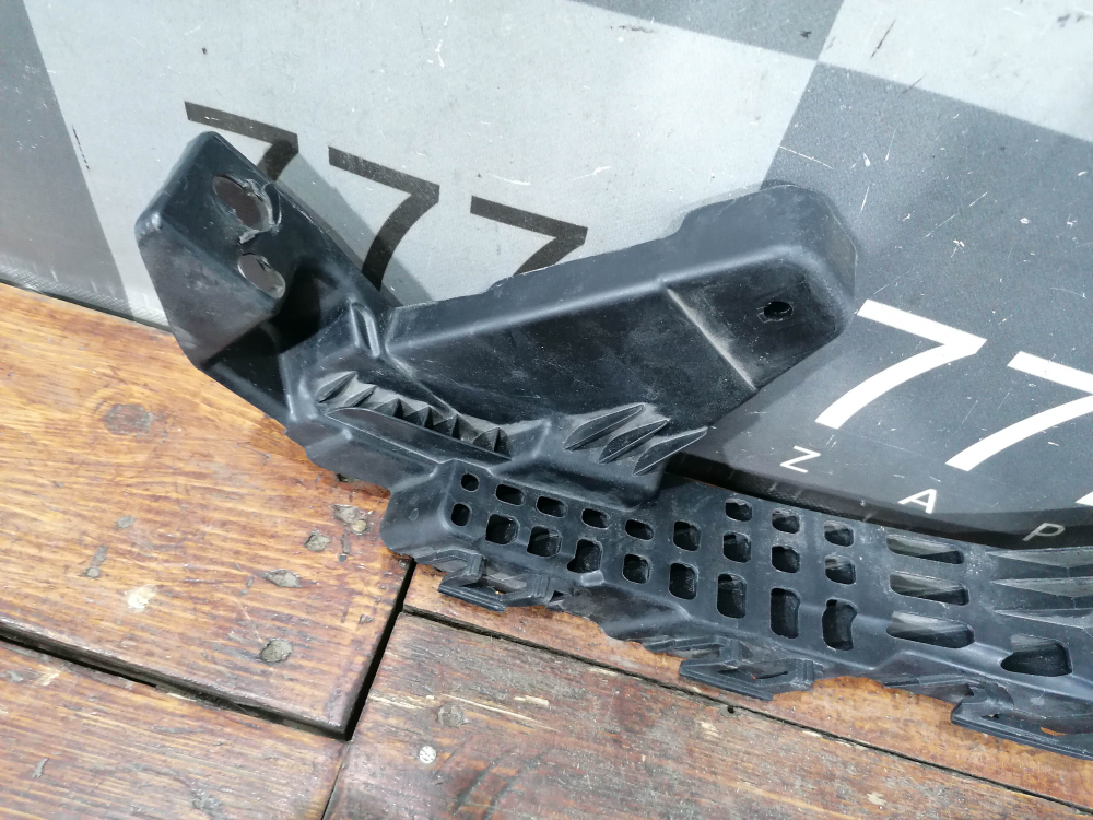 Кронштейн фары левый Haval M6 2 21-нв Б/У Оригинал 4121133X990ZA