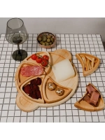 Деревянная менажница с ручками из кедра