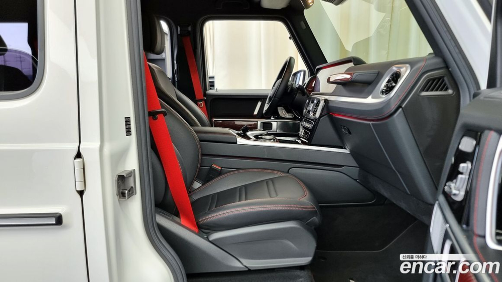 Mercedes-Benz G-Class W463b G400 d (04.2021)