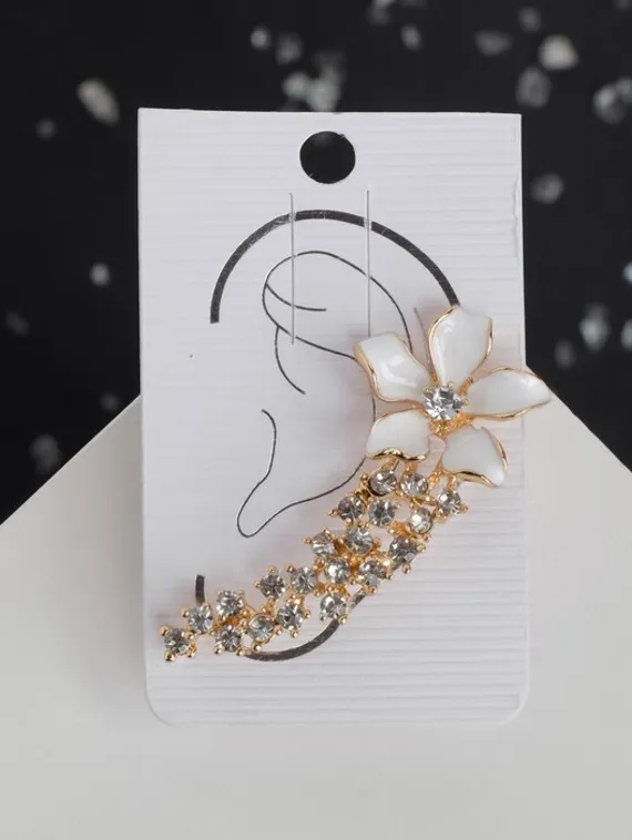 Серьга &quot;Каффа&quot; цветок изящный, цвет белый в золоте