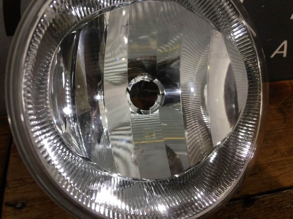 ПТФ передняя левая Toyota Land Cruiser 200 12-15 Б/У Оригинал 8122060100