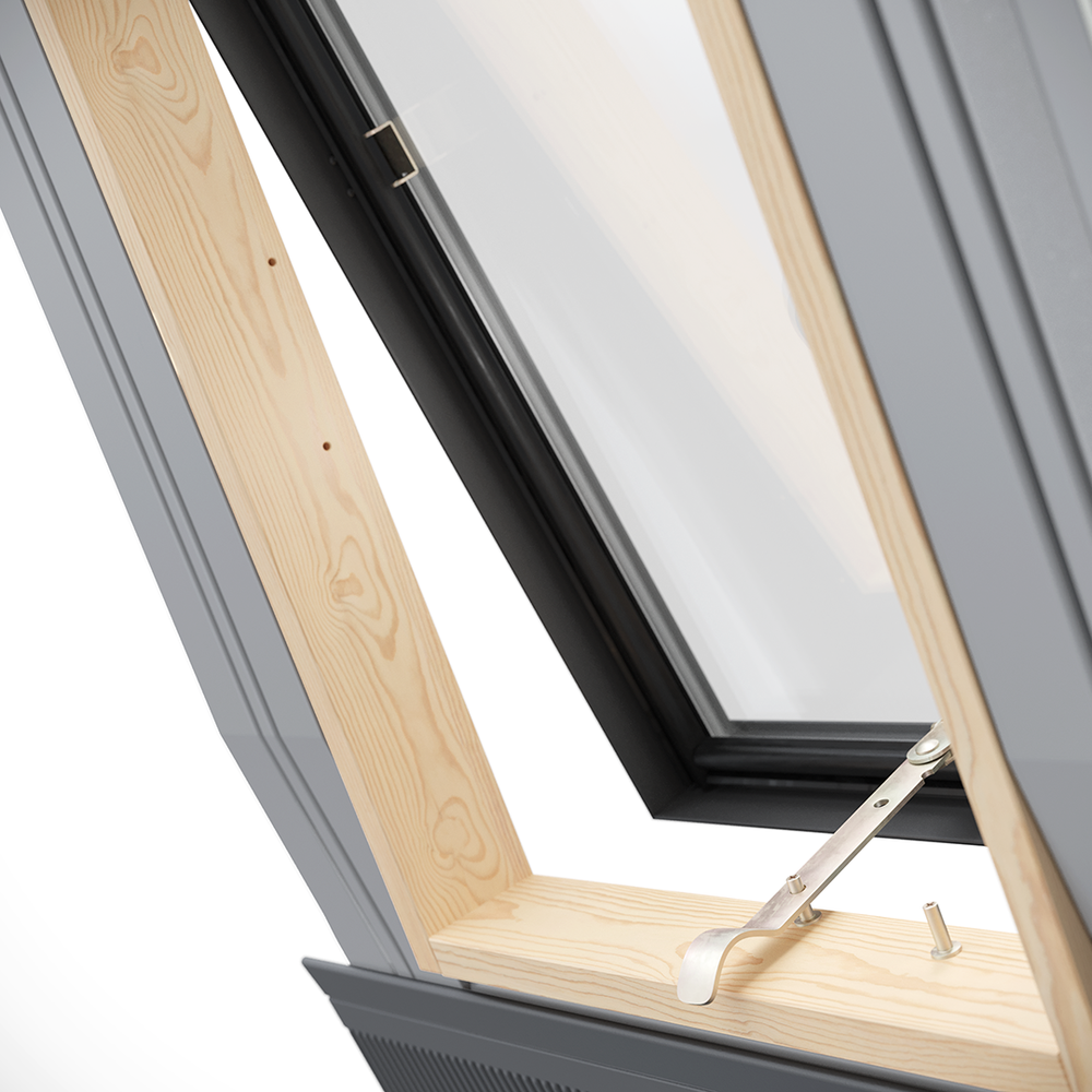 Люк для холодной кровли Rooflite с окладом FE B400 45х73