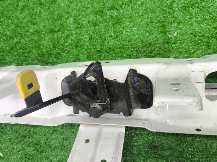 Телевизор верхняя часть Changan Uni-K (2020-н.в.)