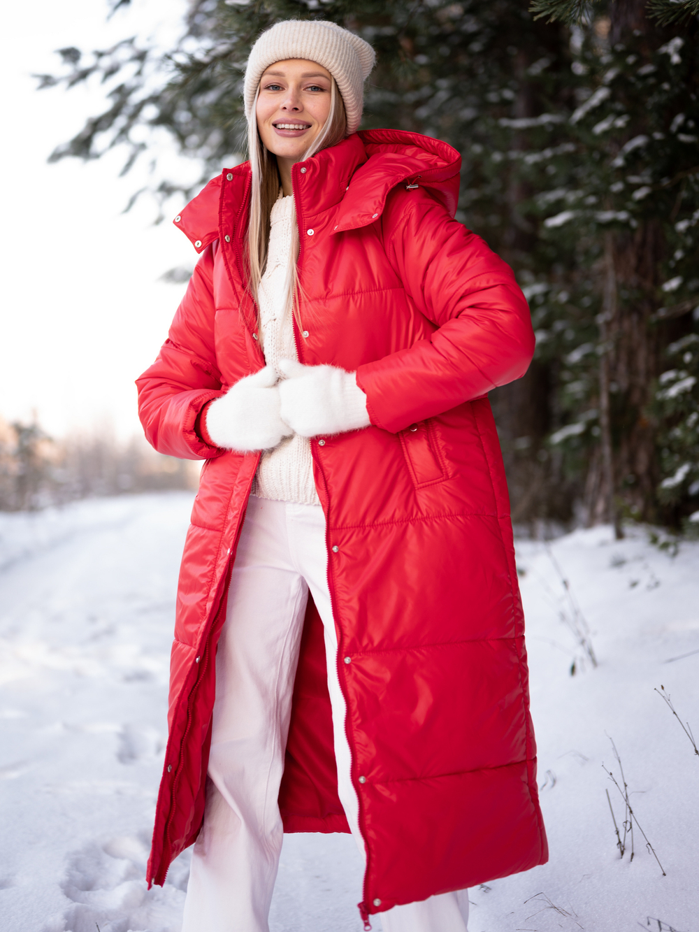 Пальто зимнее "Дейзи" женское красный