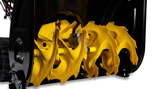 Бензиновый снегоуборщик "CHAMPION" STT761E