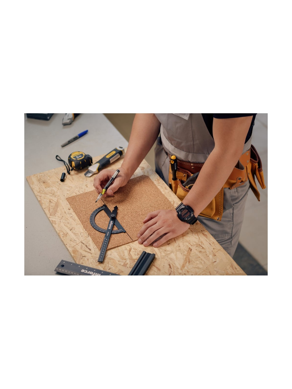 Транспортир с линейкой 200 мм Inforce 06-11-64