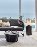 Круглый журнальный столик Vilandra из бетона для улицы