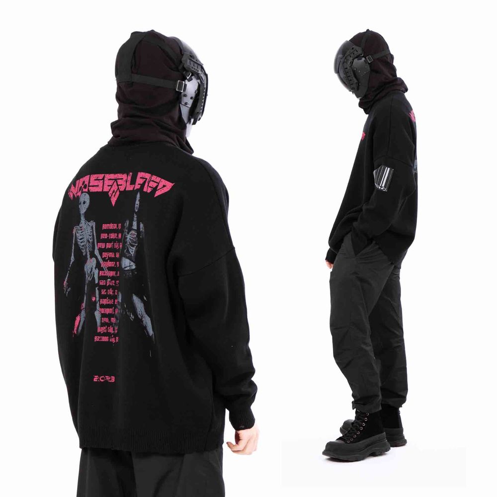 Свитер Heartz Double-Barreled Tour Decostructed черный