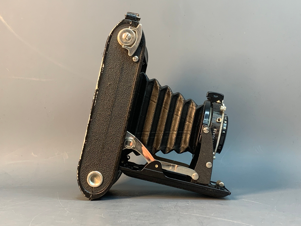Voigtländer Bessa Voigtar 11CM 4,5 COMPUR