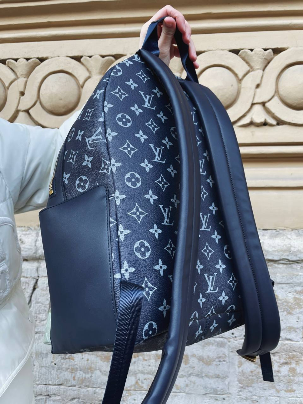 Louis Vuitton Discovery