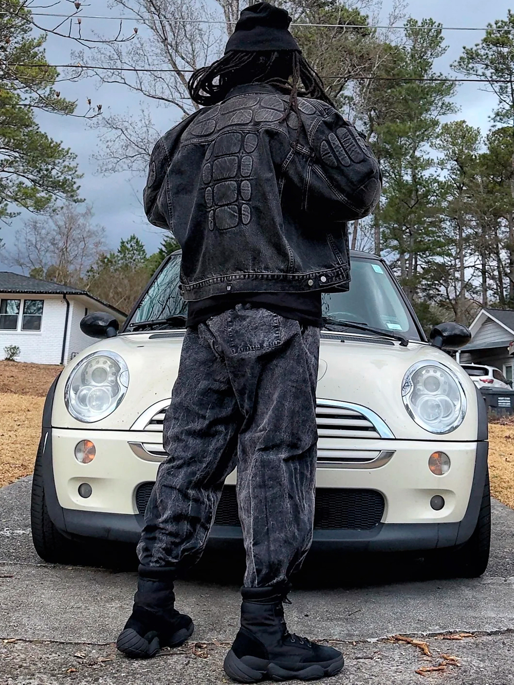 Джинсовая куртка Yeezy Gap Engineered by Balenciaga Unreleased Padded Black