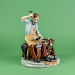 Фарфоровая мануфактура Capodimonte. «Сапожник»