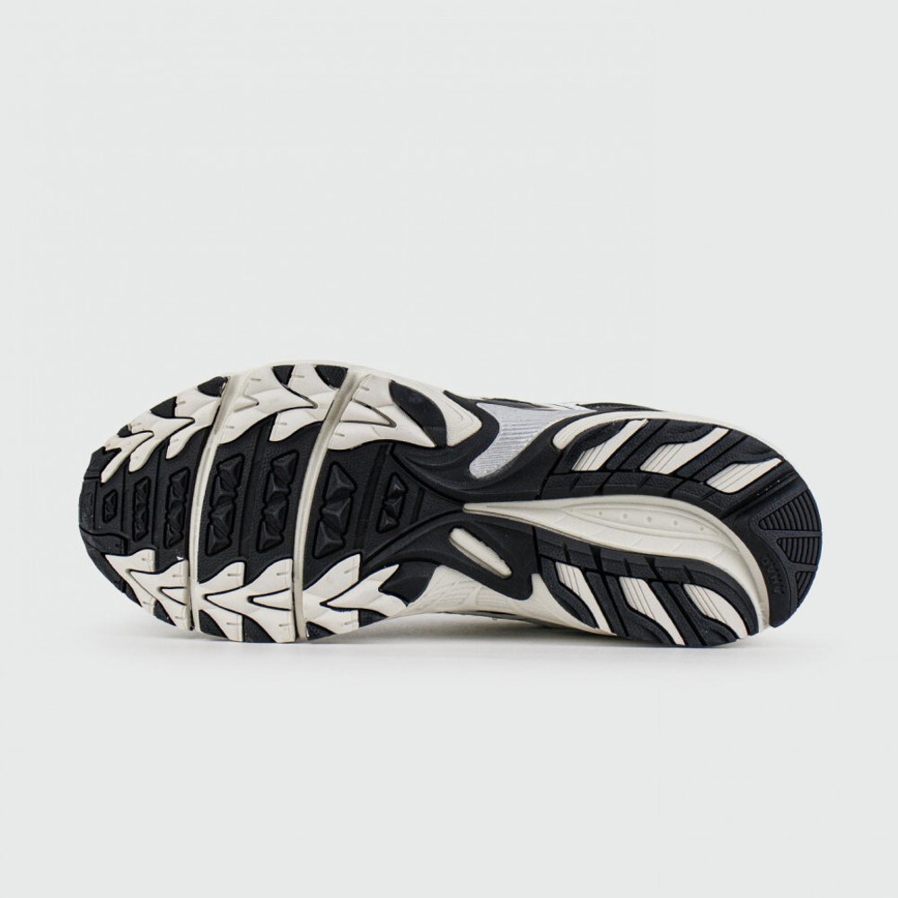 кроссовки Asics Gel-Kahana TR V4 White Black