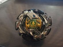 Волчок Emperor Forneus 0 Yard B106 Beyblade Burst Takara Tomy