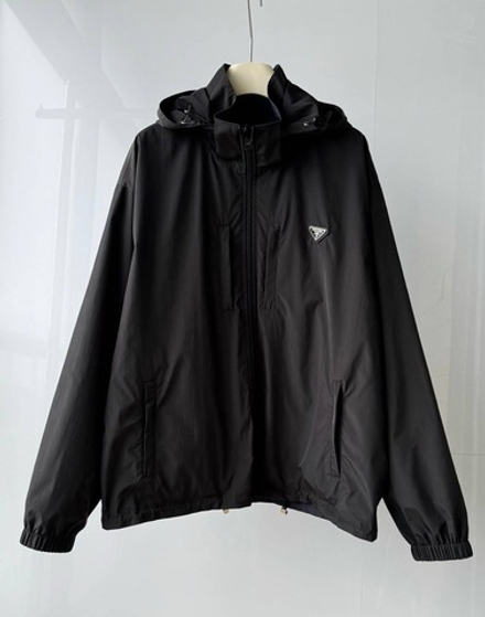 Двухсторонняя ветровка Prada
