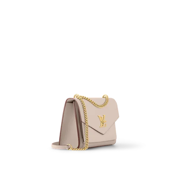 Сумка Louis Vuitton Mylockme BB бежевый