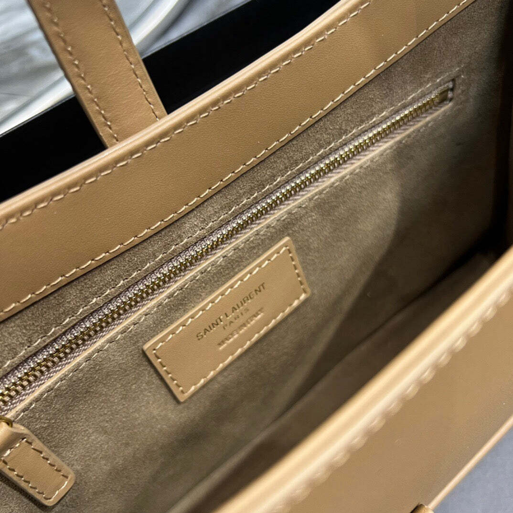 Yves Saint Laurent Hobo Bag