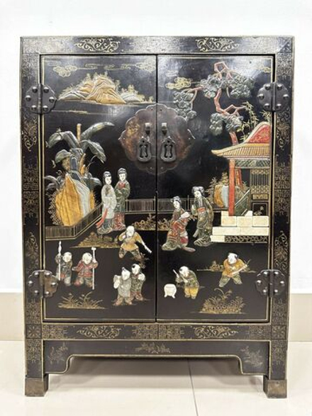 Винтаж: Комод в стиле Шинуазри