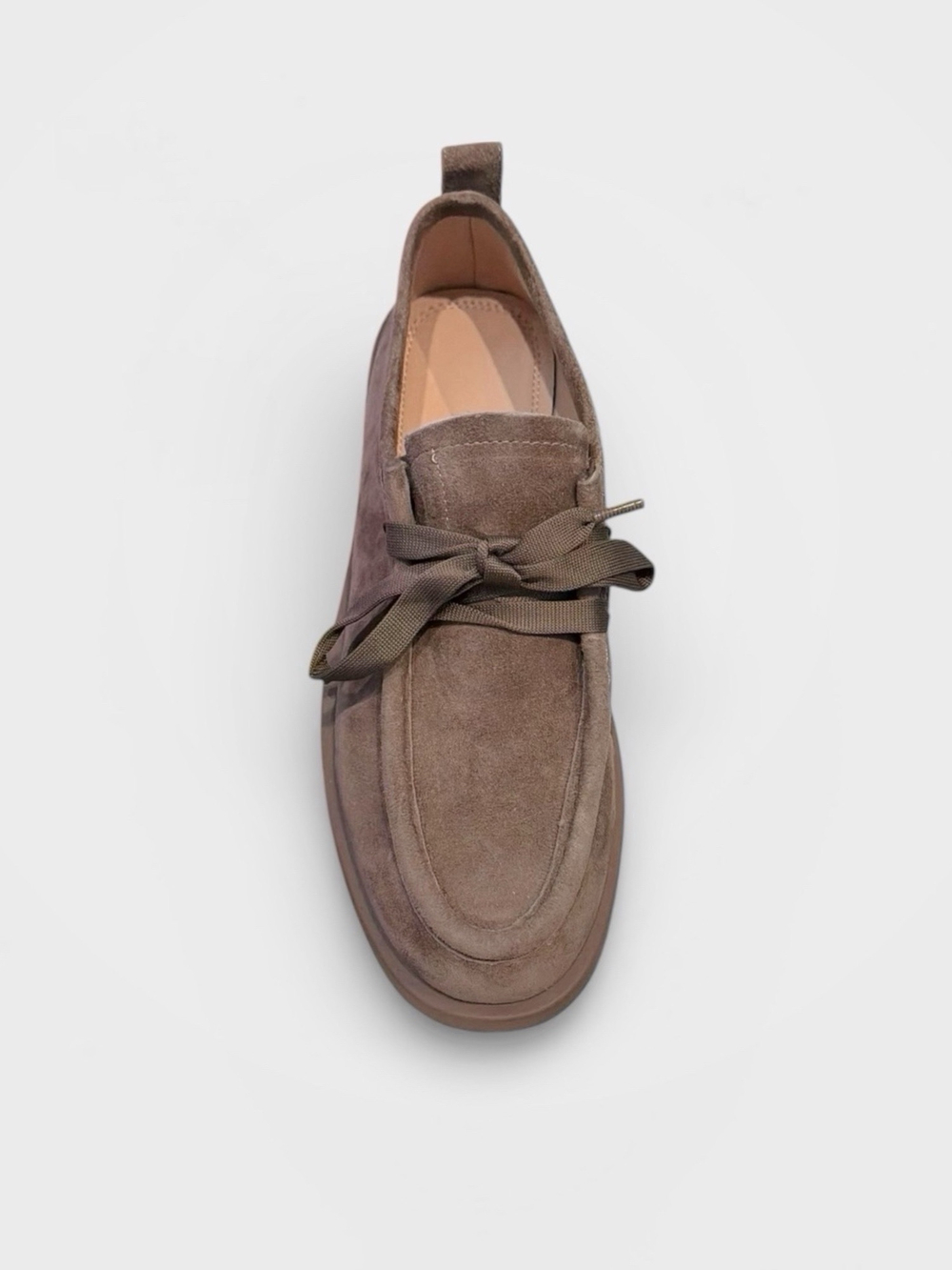 Лоферы на шнуровке