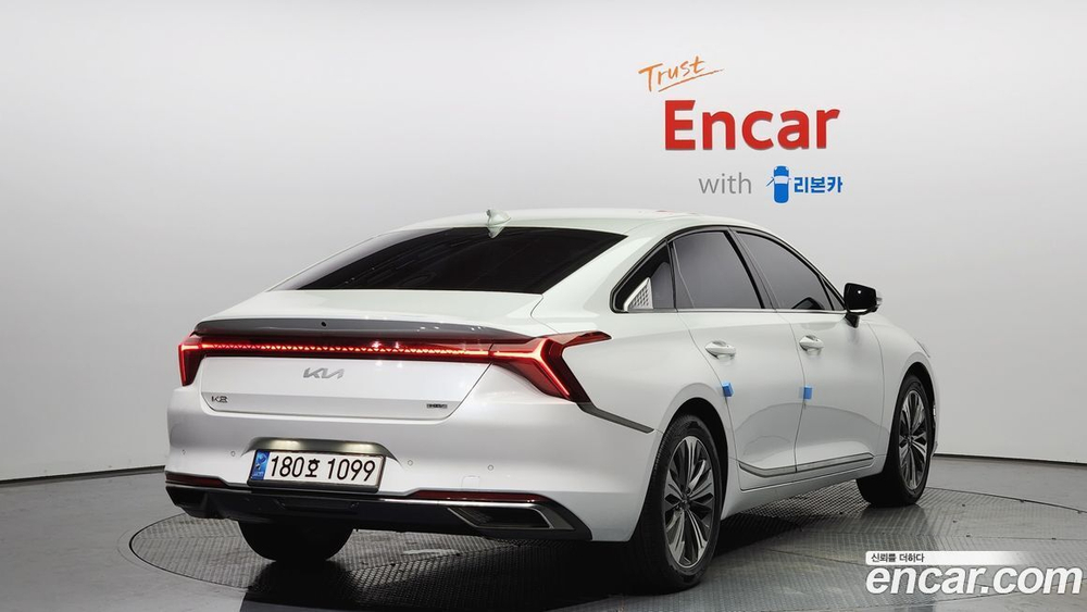 Kia K8 Hybrid Noblesse (12.2021)
