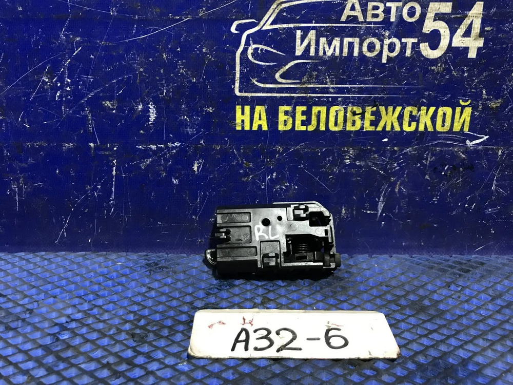 Ручка двери задней левой салонная NISSAN CEFIRO 1994