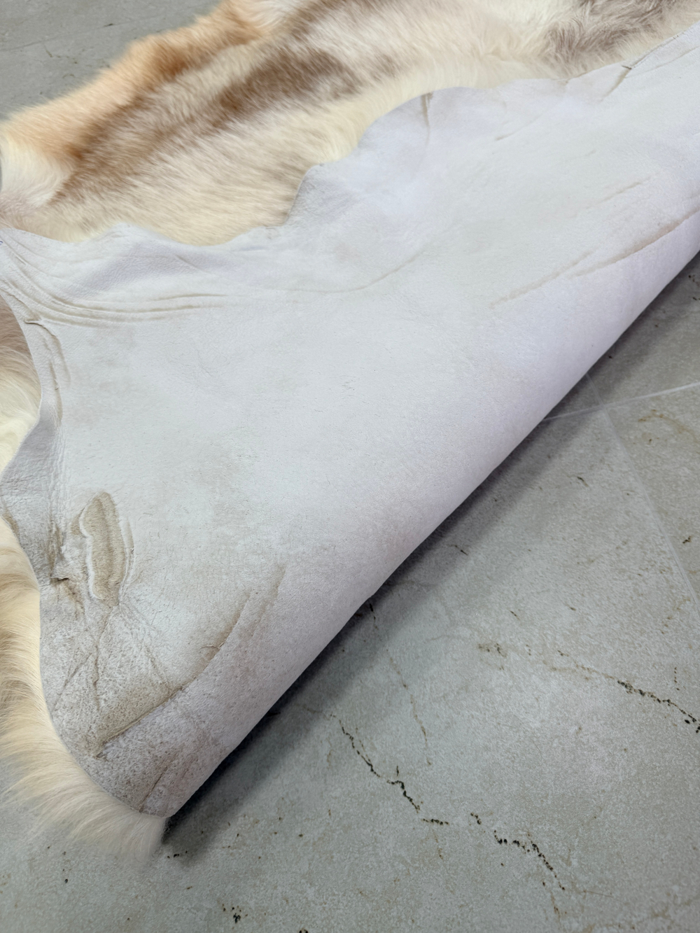 Шкура коврик меховой прикроватный овчина, 120х65 см.