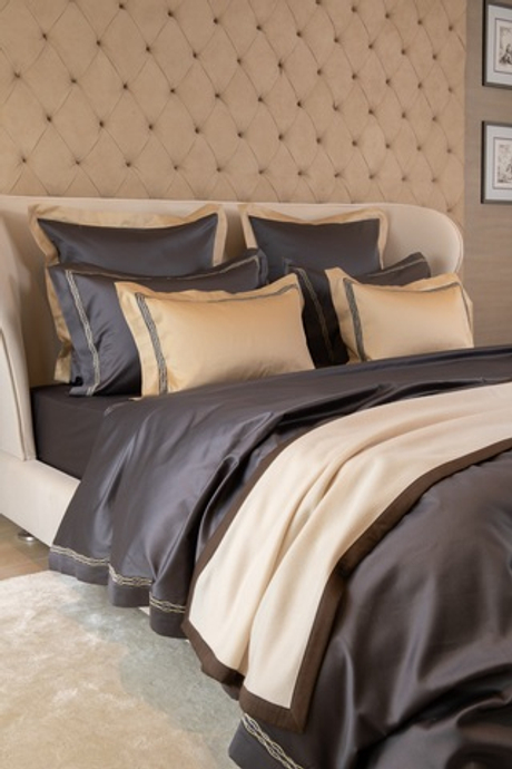 Постельное белье 2 спальное евро макси Сlaire Batiste Atelier Loire серое