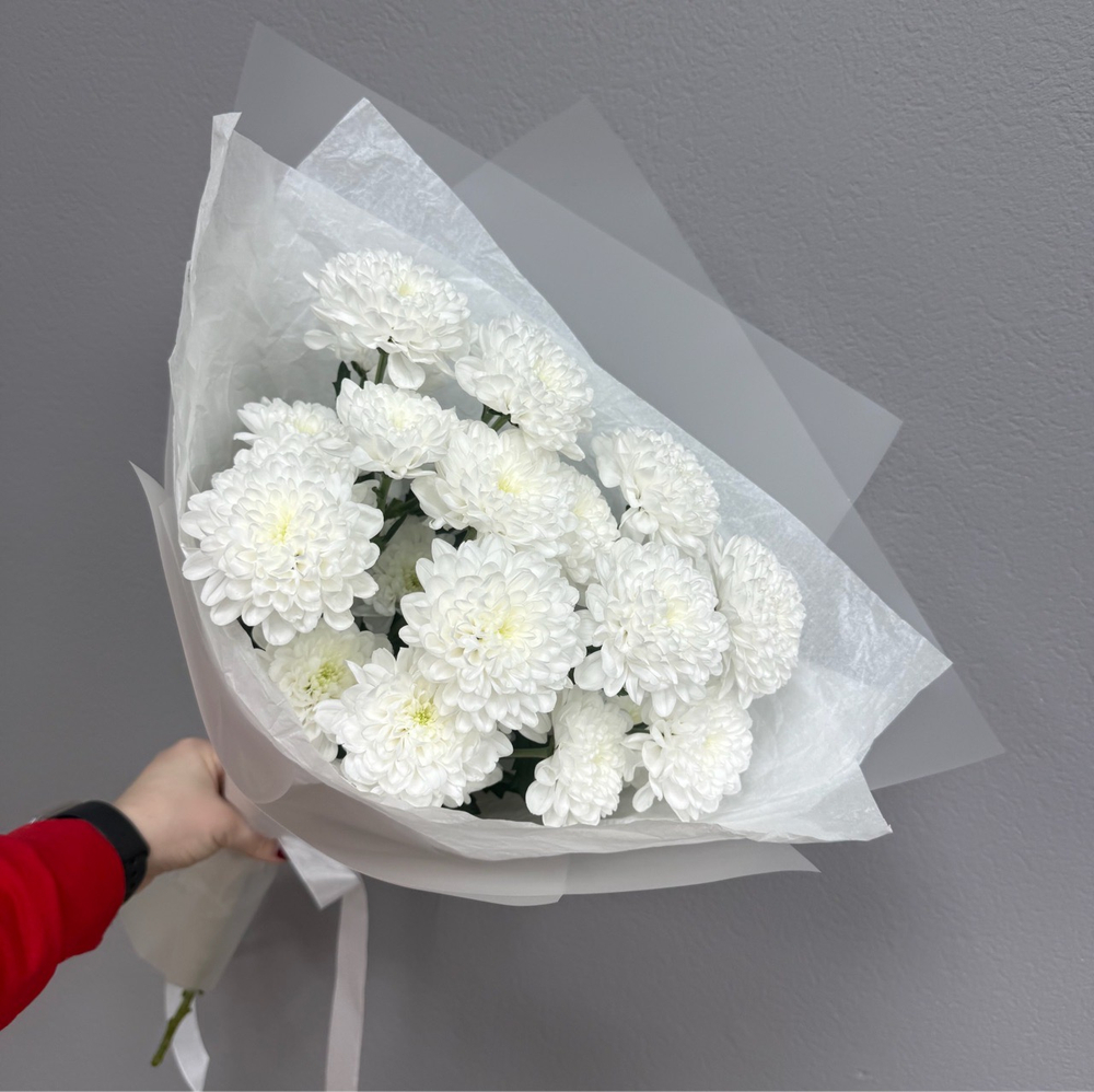 Букет из 3 белых хризантем