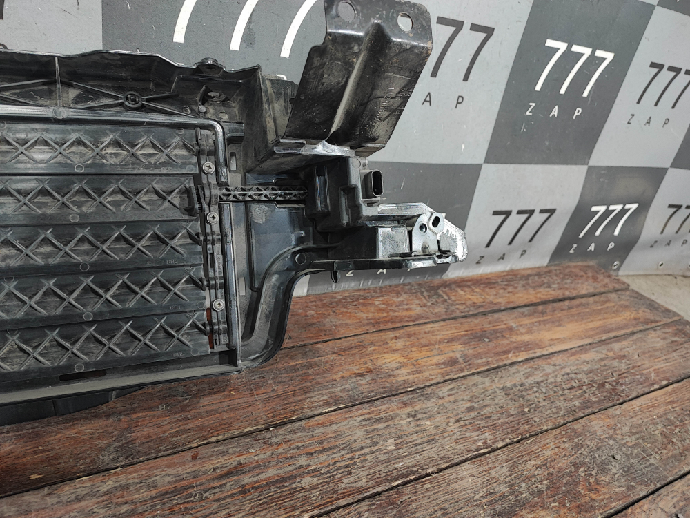 Жалюзи радиатора Volvo XC60 2 17-нв Б/У Оригинал 31425365